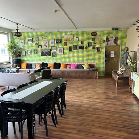 Hostel Comebackpackers *